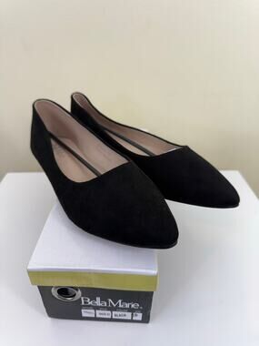 Bella Marie Angie-53 Black Pointed Toe Ballet Flats NIB Size 10